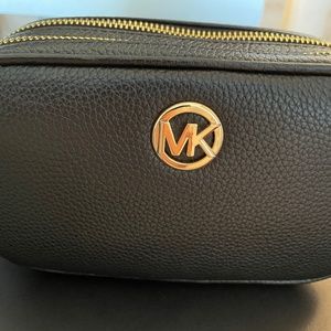 Michael Kors Fulton Black Crossbody Double Zip Handbag